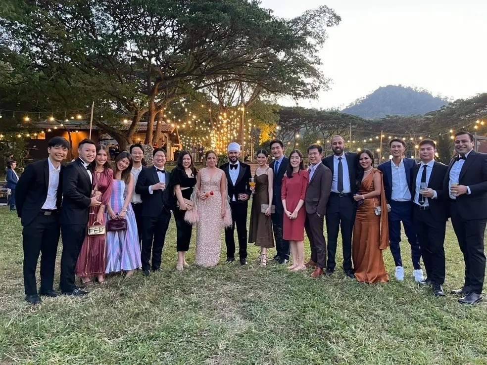 Wedding celebration, full group